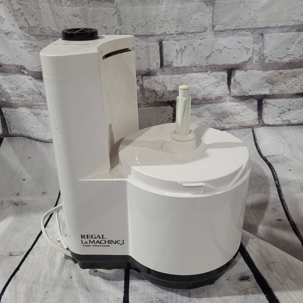 Regal La Machine Food Processor in White. For Parts